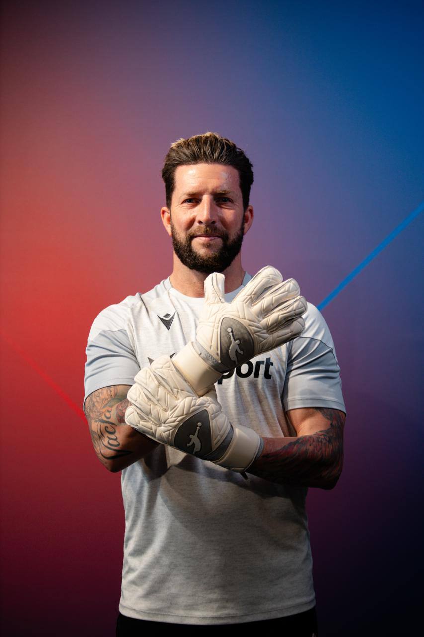 Václav Winter elige los guantes Brave GK Air - Tienda oficial online de Brave GK