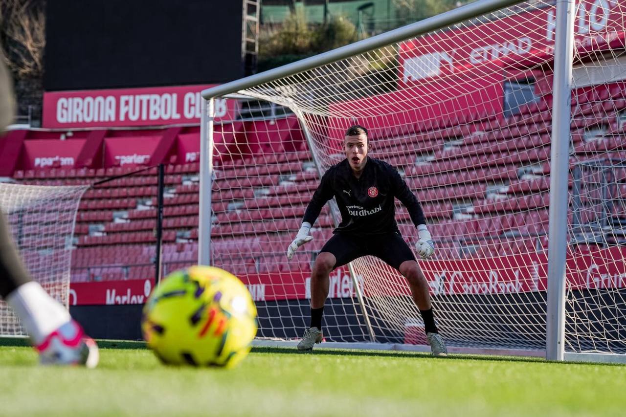 Guantes Brave GK Air – el modelo principal de Krapyvcov en los entrenamientos - Tienda oficial online Brave GK
