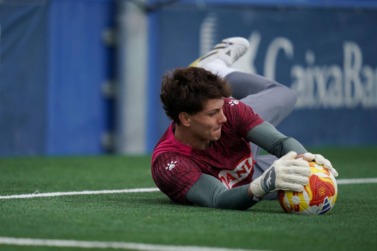 Rendimiento constante de Yehor Krapivin con Brave GK Air - Tienda online oficial Brave GK